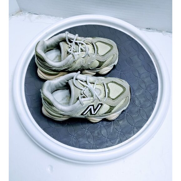 New Balance Kids 6M IV990GL Shoes Grey/Green Mesh/Suede - Picture 3 of 7